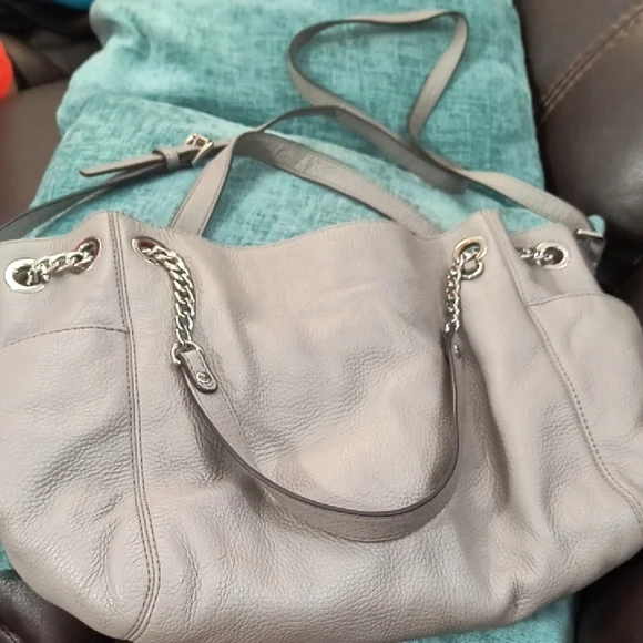 Michael Kors | Bags | Michael Kors Lesther Elegant Gray  display picture 1